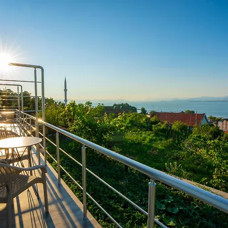 Sela Szálloda Shkodra