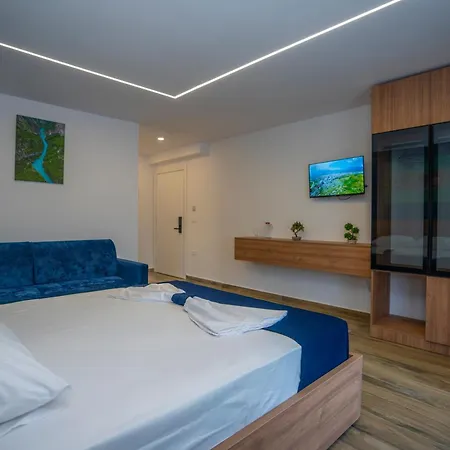 Sela Hotel 3*