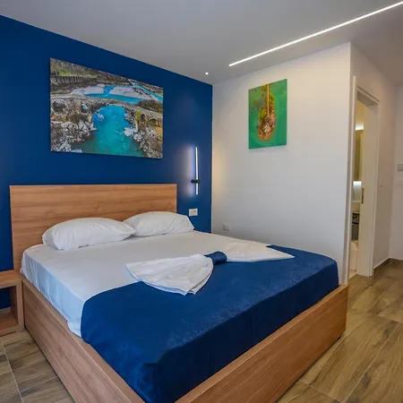 Hotel Sela 3*